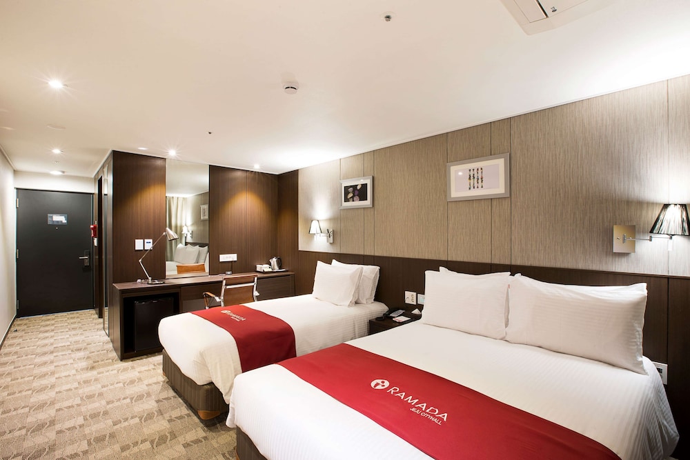 Ramada by Wyndham Jeju City Hall 21/36