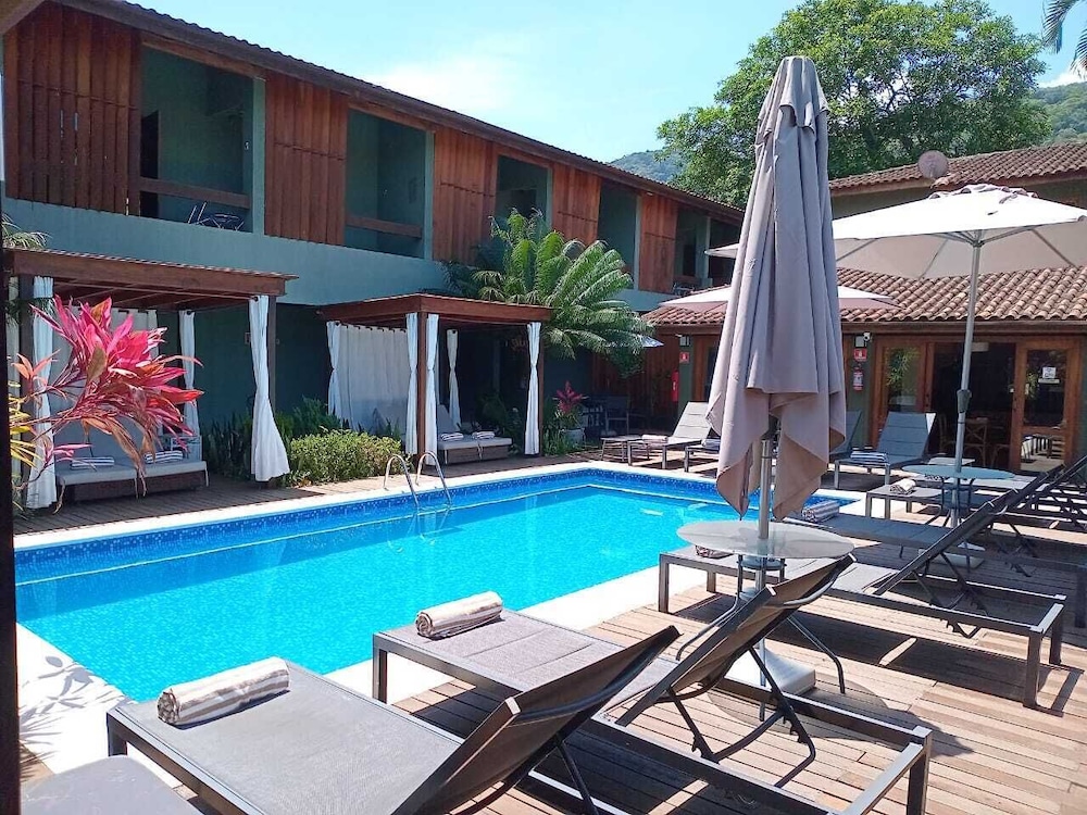 Hiu Hotel 44/50