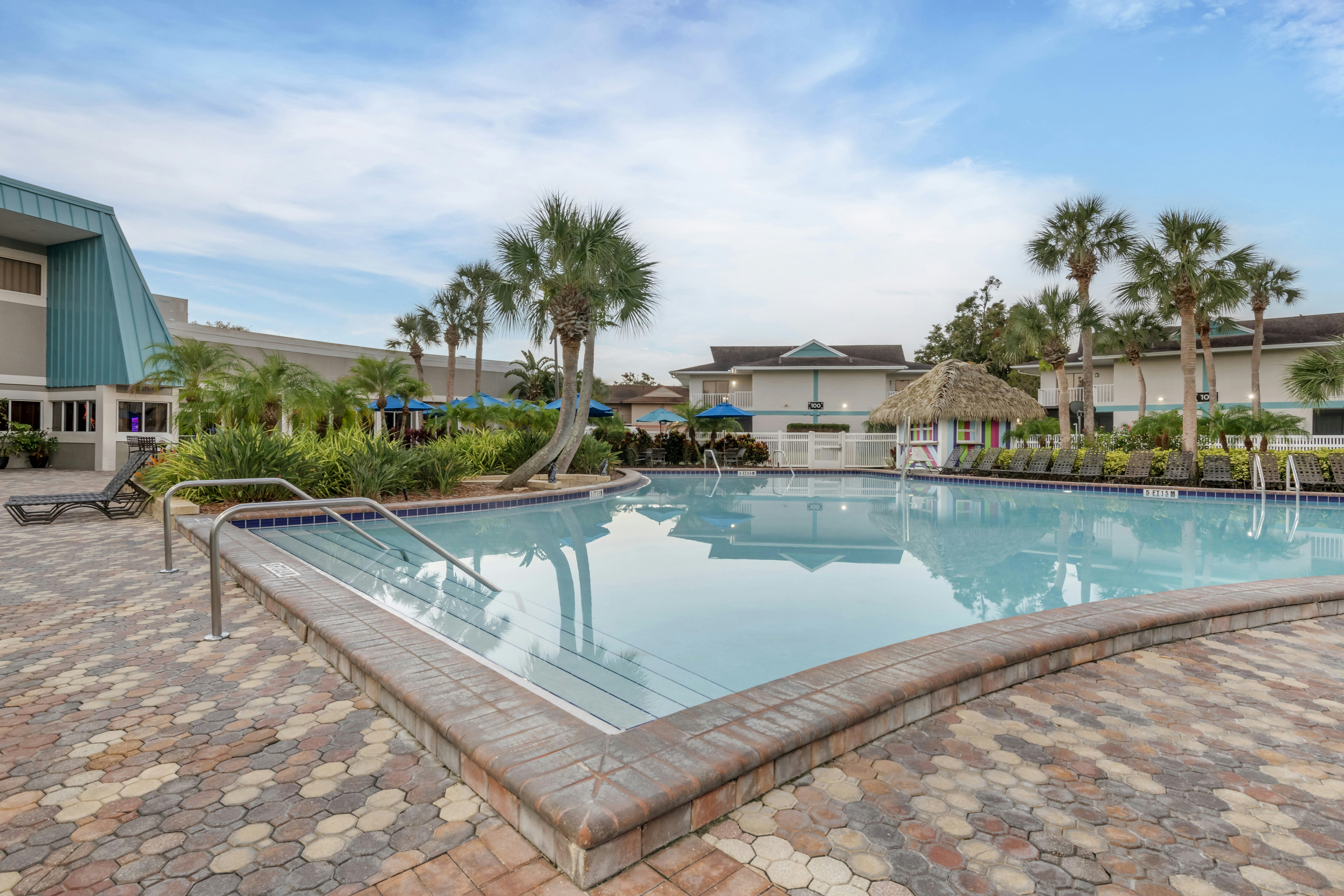 Hilton Vacation Club Aqua Sol Orlando West 9/35