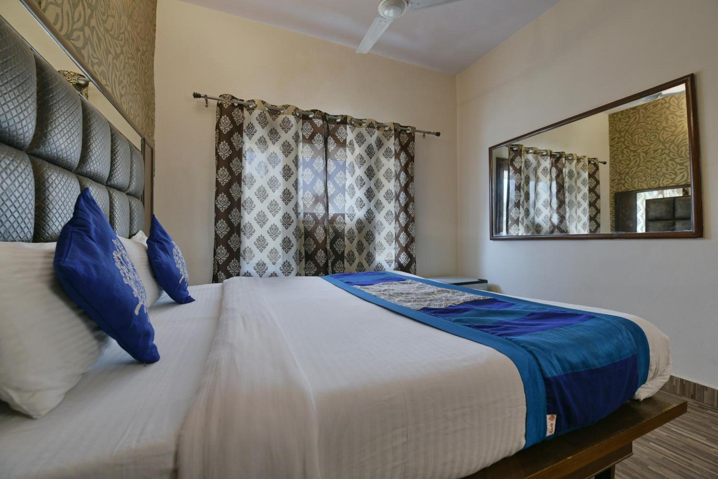 Capital O 3695 Hotel Daichi, Dehradun