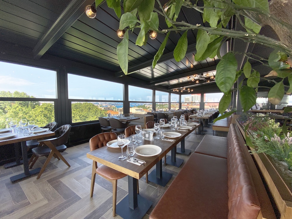 AHC Ayasofya Hotel (Special Class) 51/60