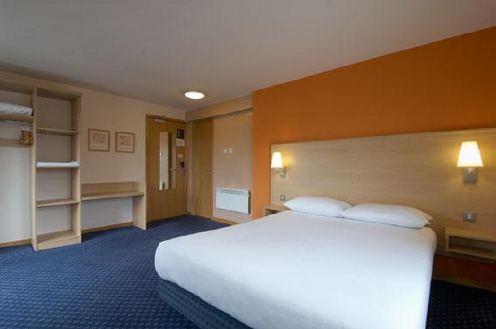 Travelodge Harrogate 11/24