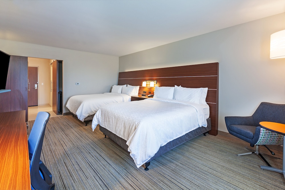 Holiday Inn Express and Suites Tulsa Northeast - Owasso 21/66
