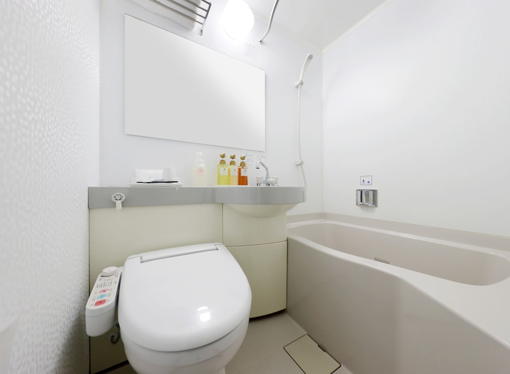 Keio Presso Inn Gotanda 60/60