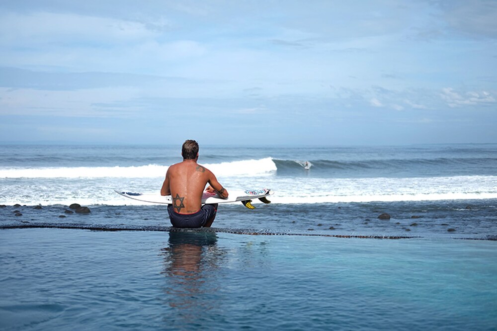 Bombora Medewi Wavelodge 28/66