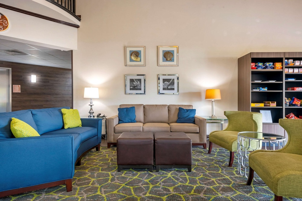 Comfort Inn & Suites Fort Lauderdale West Turnpike 19/32