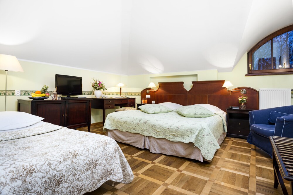 Hotel Maltanski 32/64