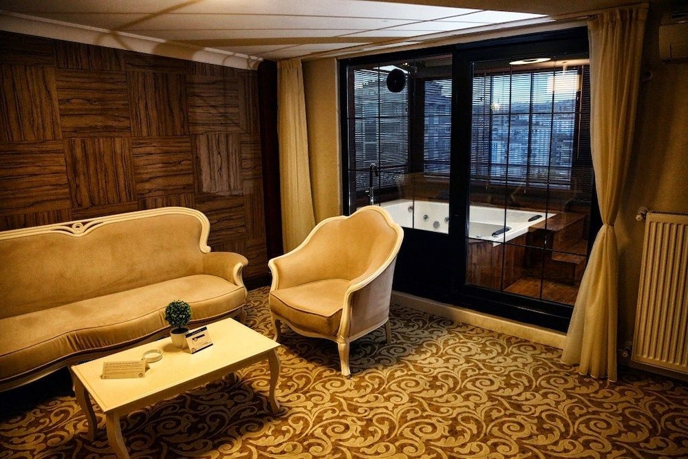 My Suit Residence 30/50