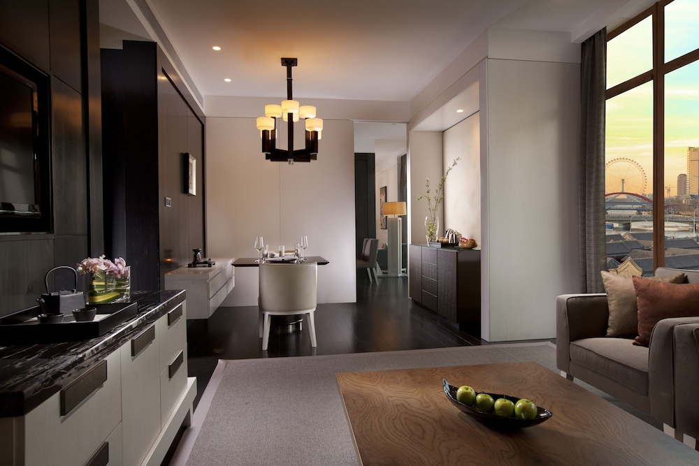 Banyan Tree Tianjin Riverside 24/50