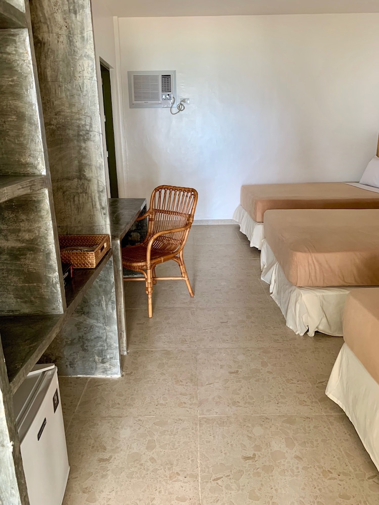 Cebu R Resort Tabuelan 16/50
