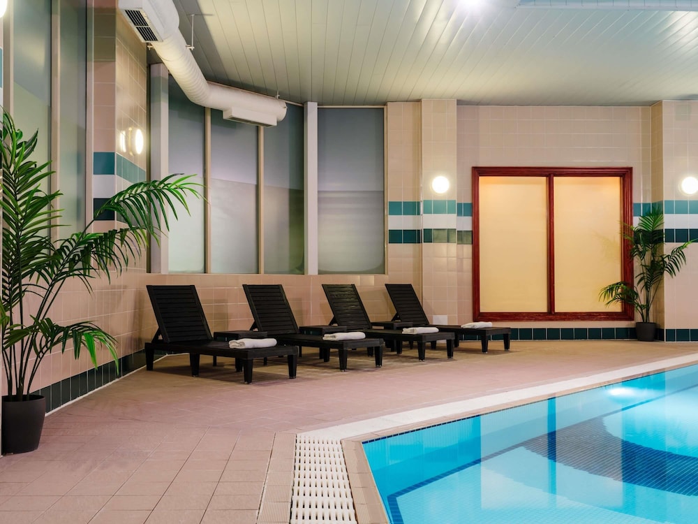 Mercure Daventry Court Hotel 28/79