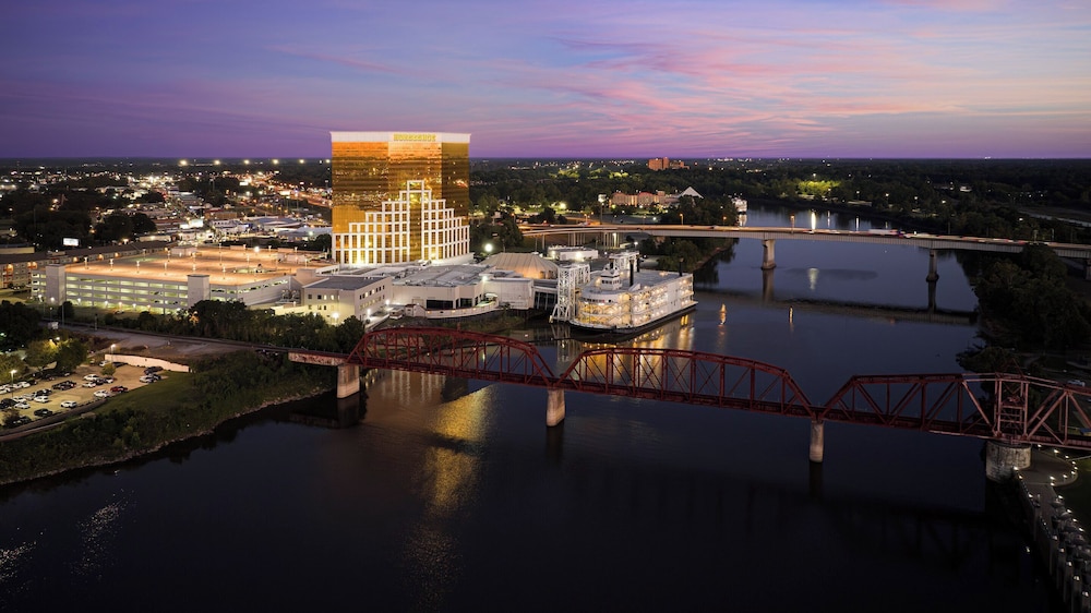 Horseshoe Bossier City - A Caesars Rewards Destination 64/67
