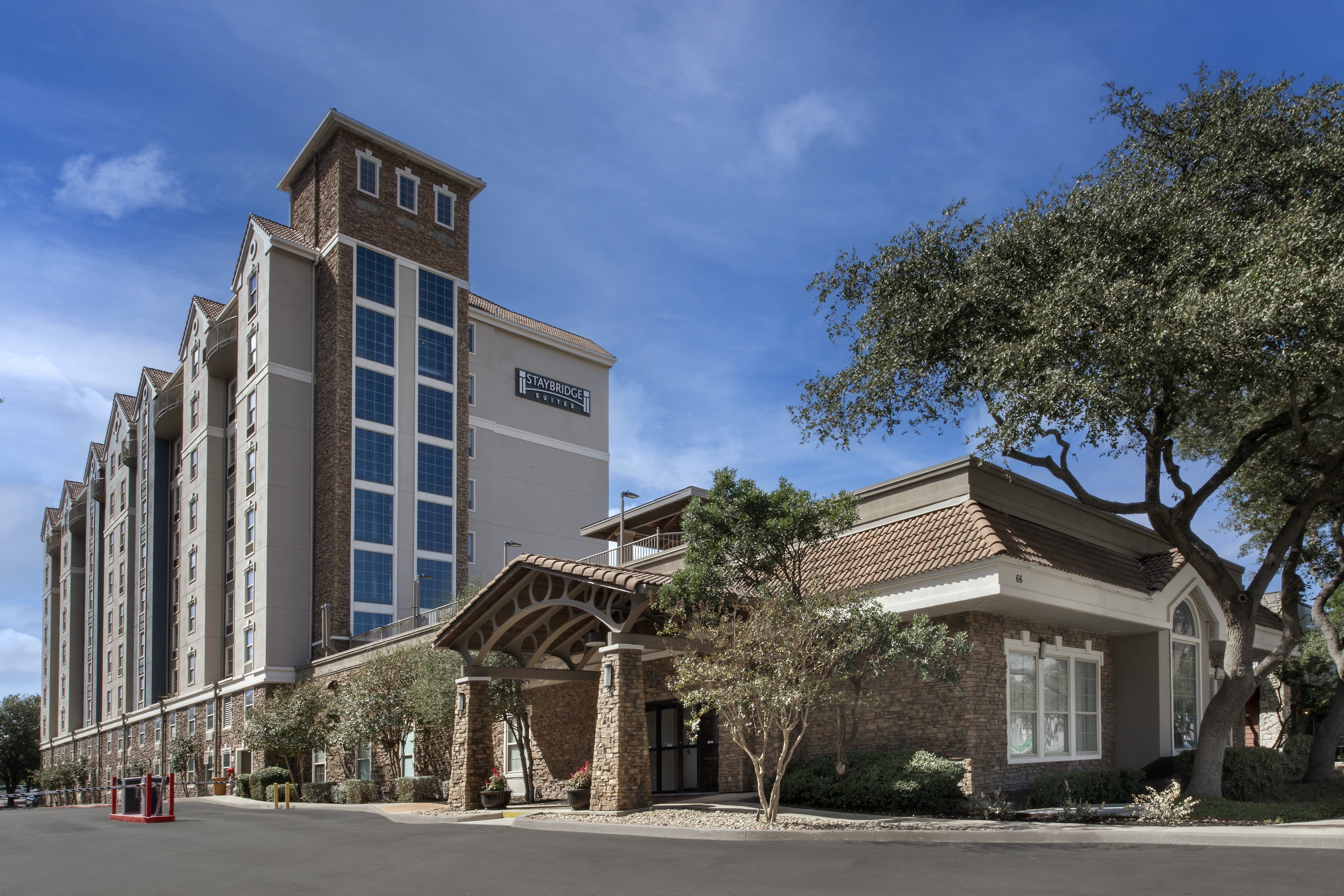 Staybridge Suites San Antonio-Airport 54/56