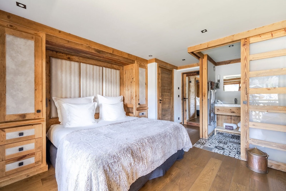 Les Peupliers Hotel 8/42
