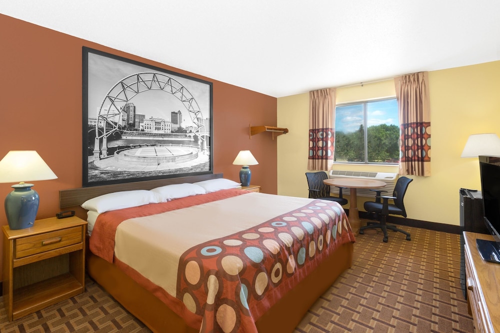 Super 8 Motel Boone 5/26