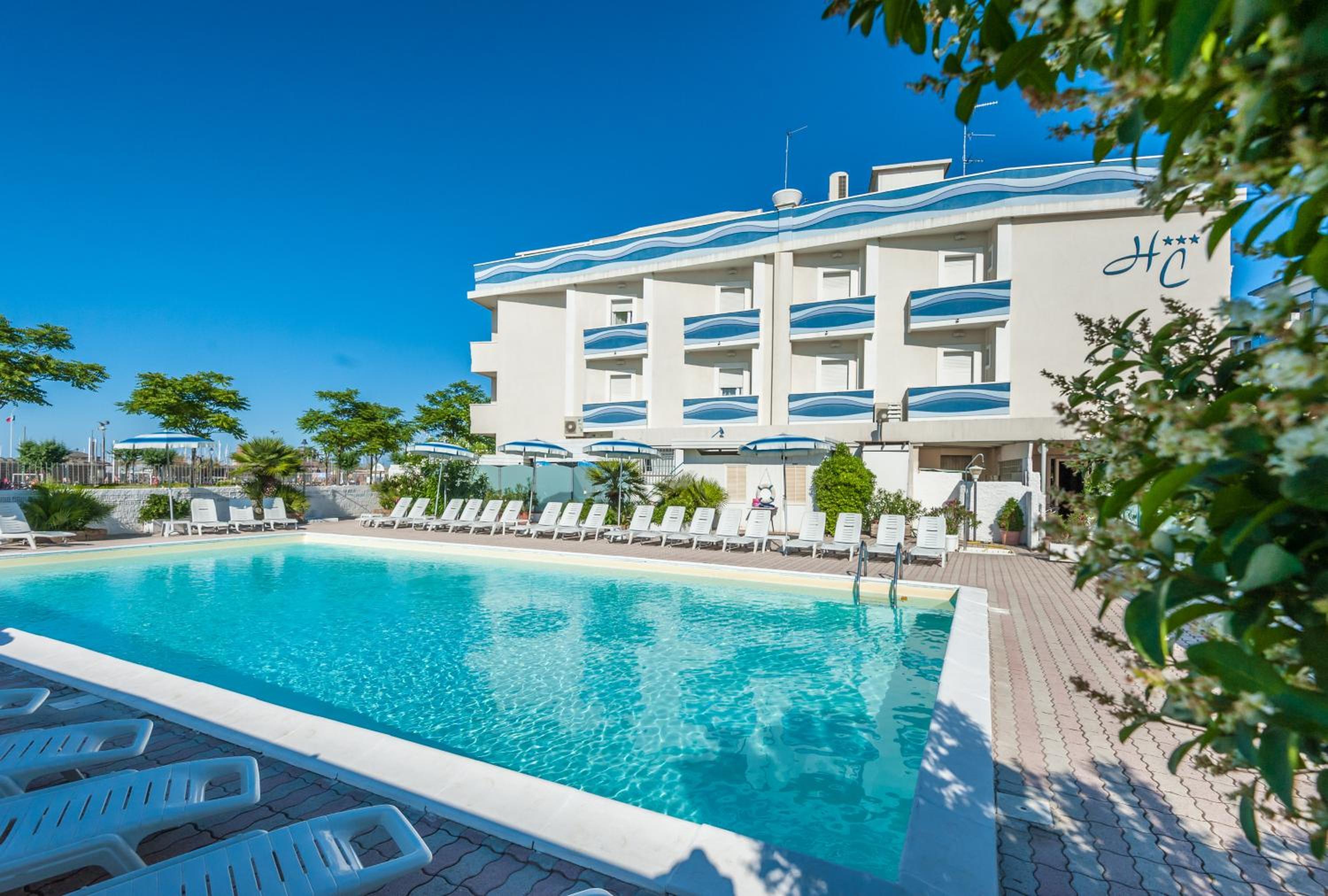 Hotel Corinna 7/50