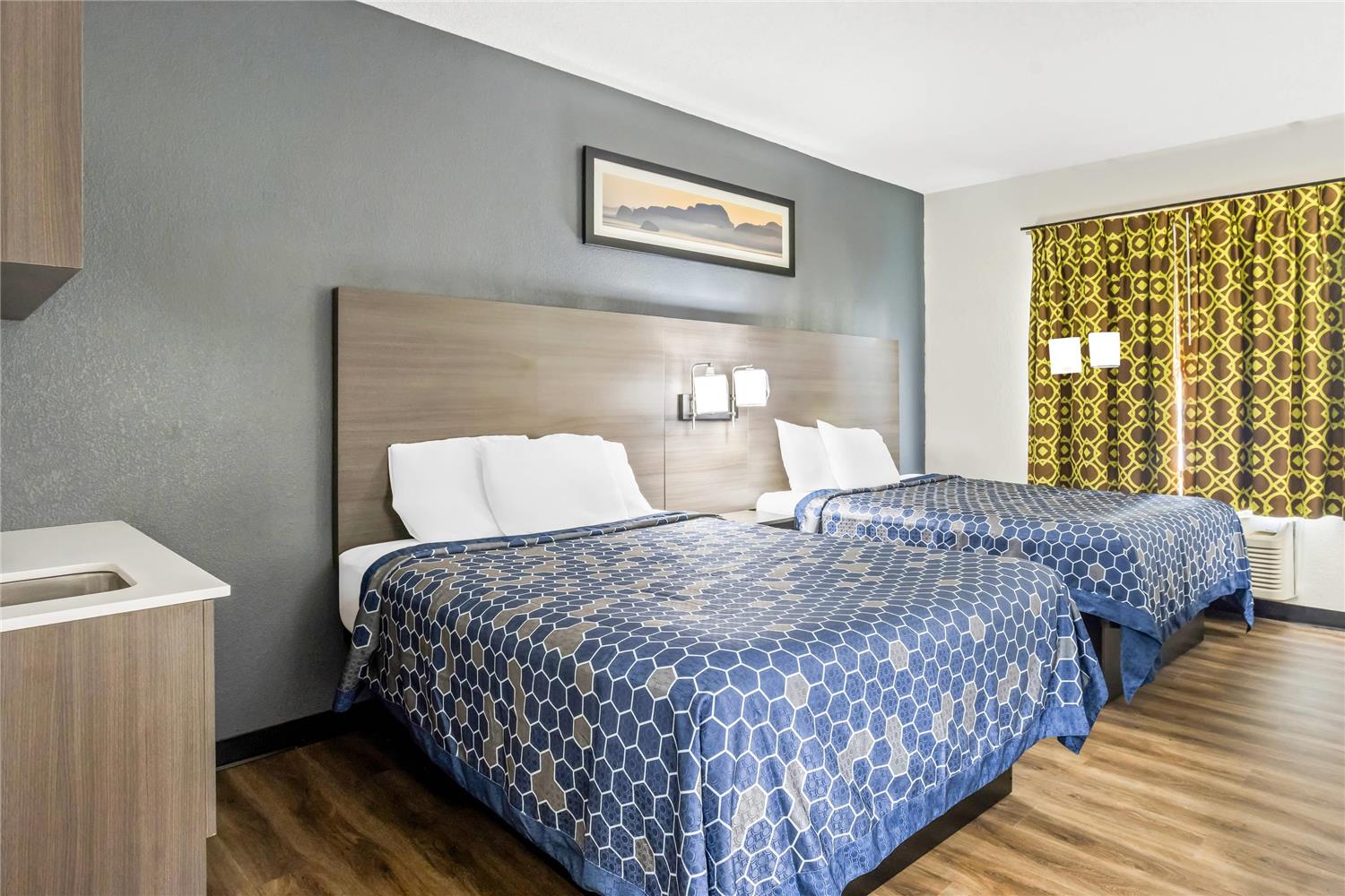 Econo Lodge Jesup, GA 7/17