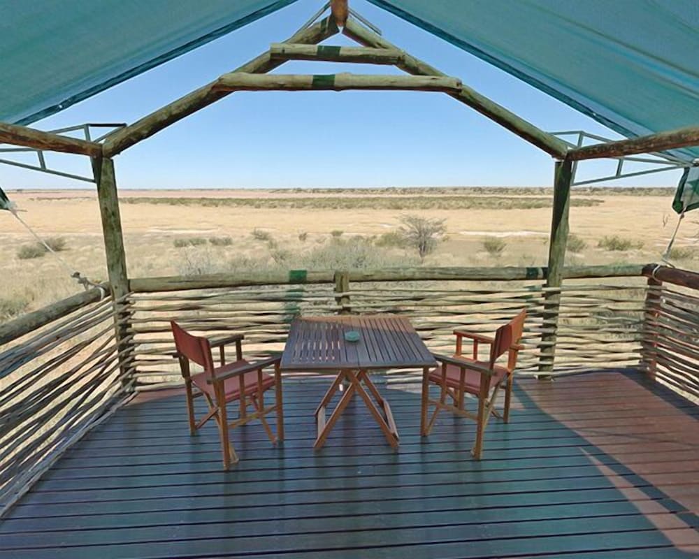 Suricate Tented Kalahari Lodge 9/22