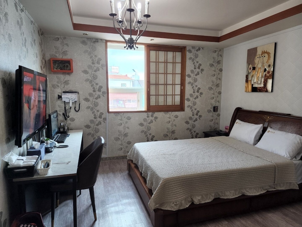 Andong Hotel 5/19