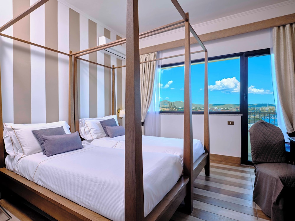 Superior, Double Bed, Parlor, Balcony