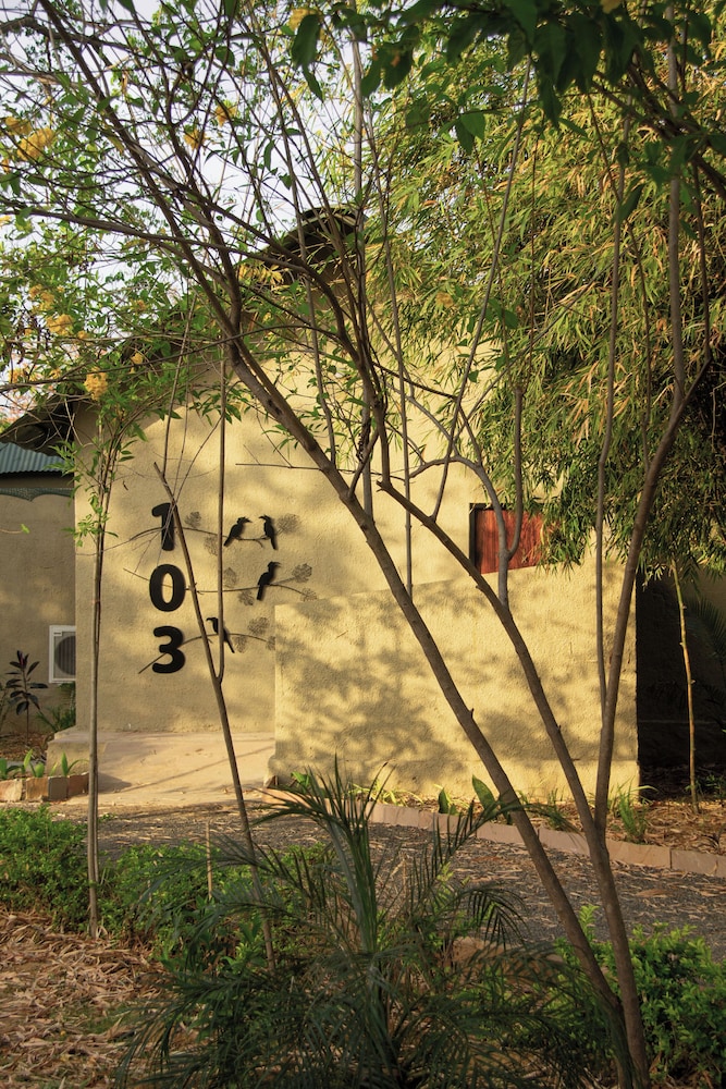 Tathastu Bandhavgarh 43/65