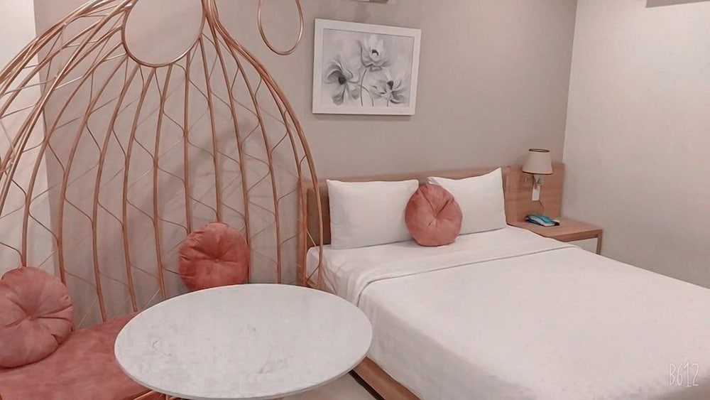 Bella Vt Hotel 27/81