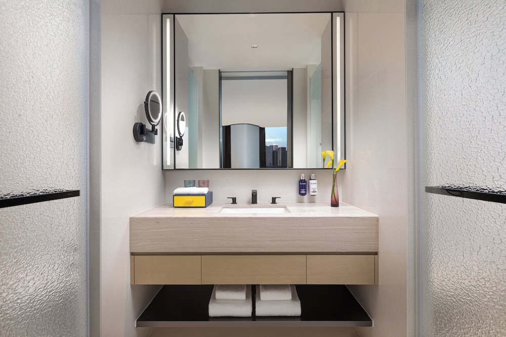voco Suites Shanghai Hongqiao CBD 43/46