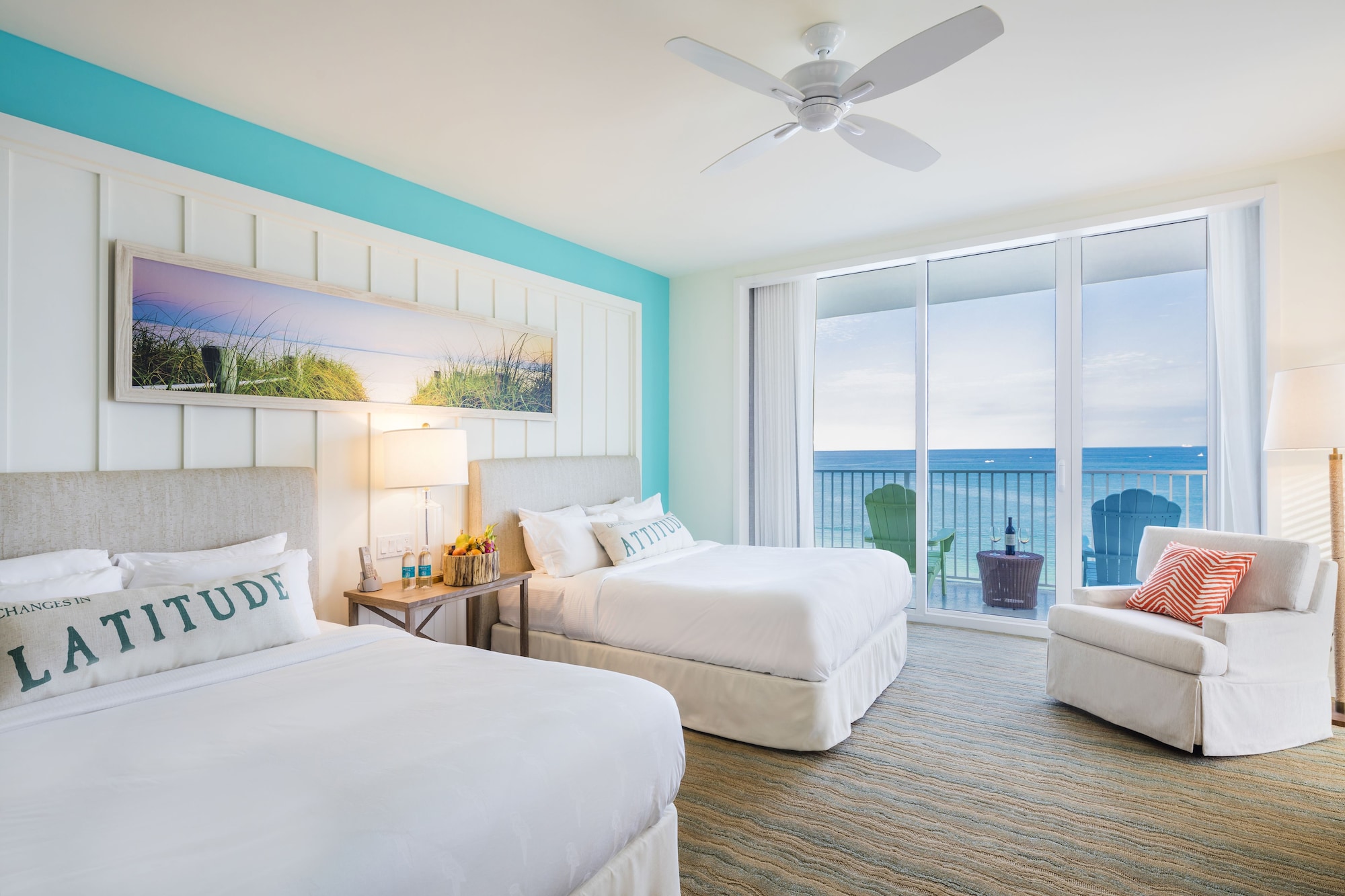 PARADISE, 2 QUEEN BEDS, OCEAN FRONT