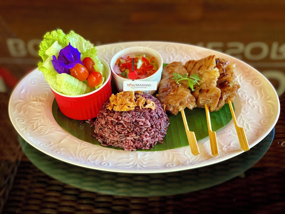 Nan Seasons Boutique Resort 46/81