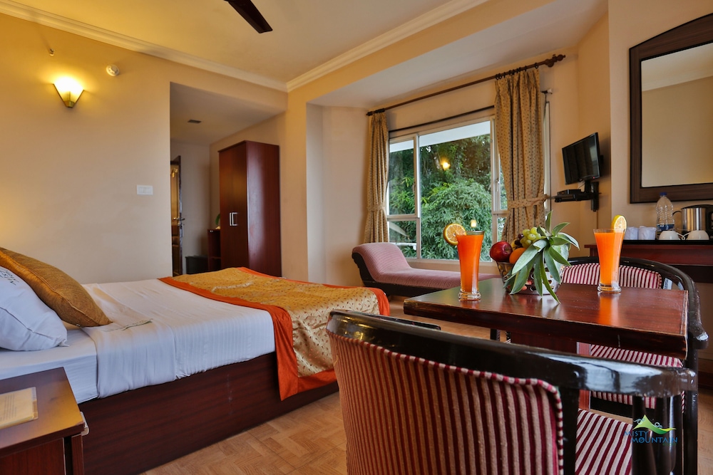 MISTY MOUNTAIN RESORT 24/64