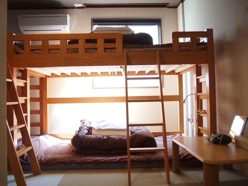 Fukuoka Hana Hostel 44/68
