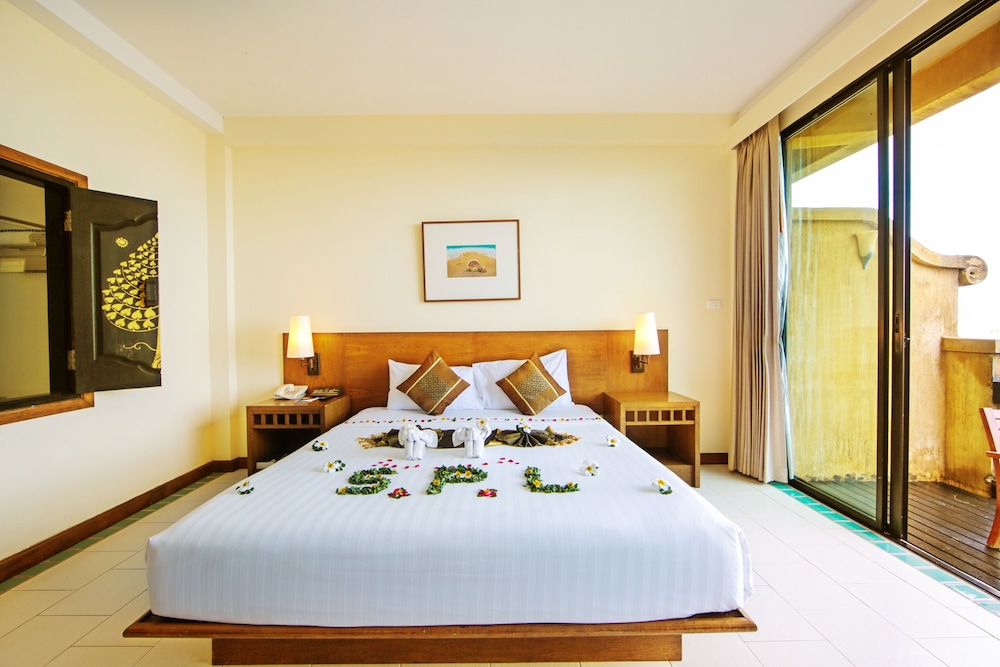 Supalai Scenic Bay Resort and Spa 12/49