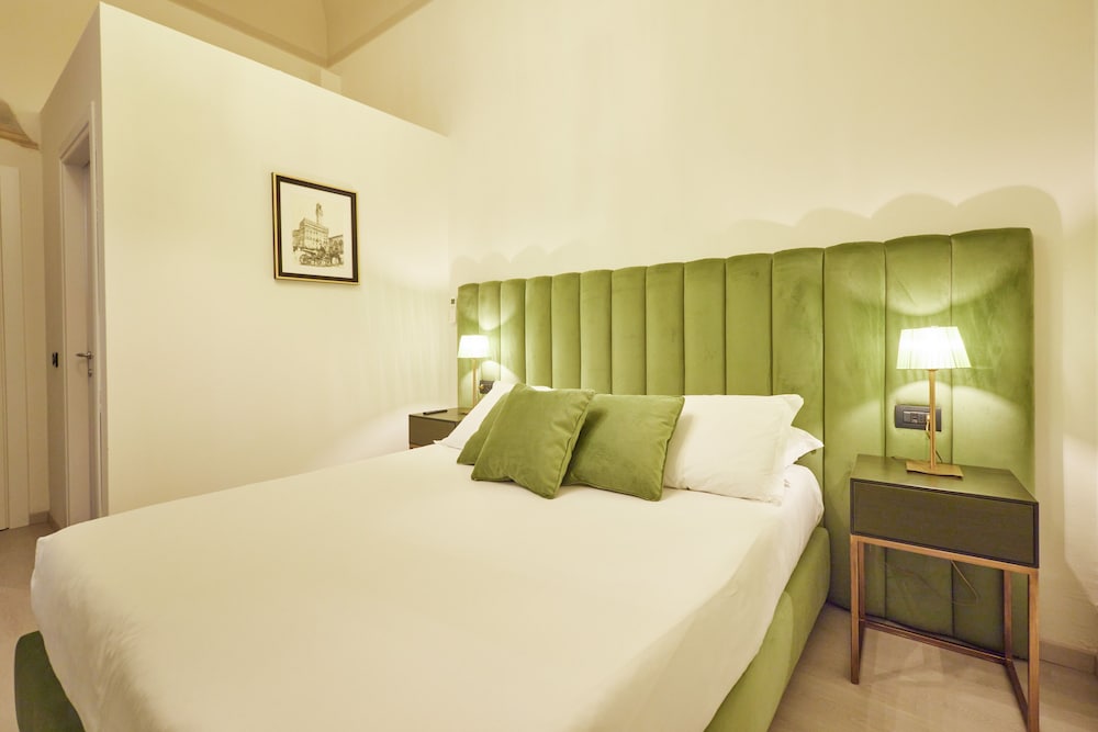 STANDARD, DOUBLE BED