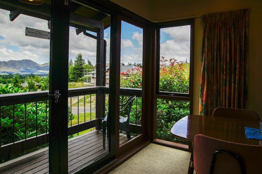 Greenacres Chalets 30/50