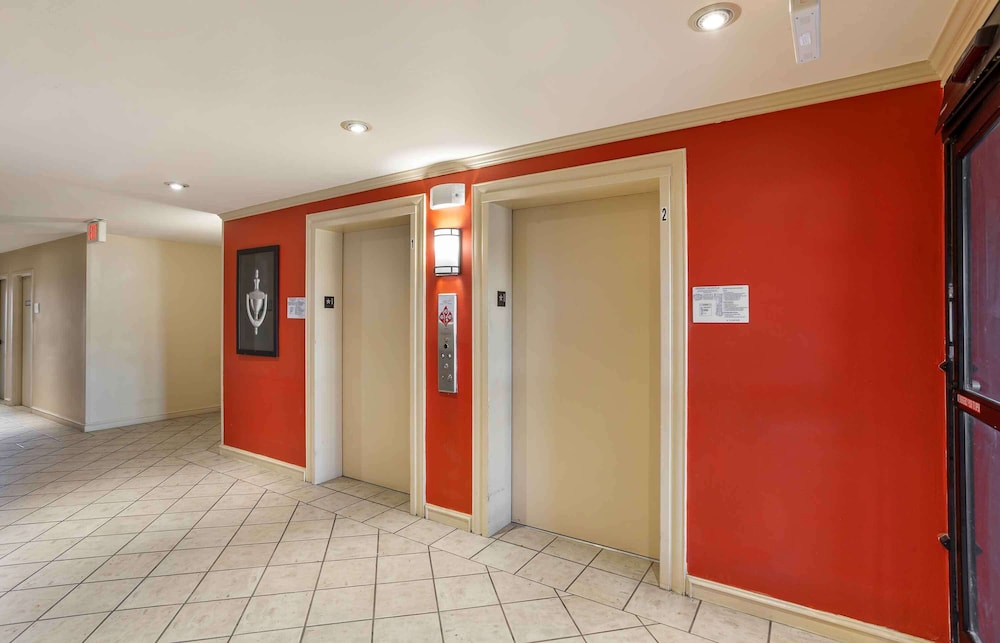 Extended Stay America - Meadowlands - East Rutherford 9/56