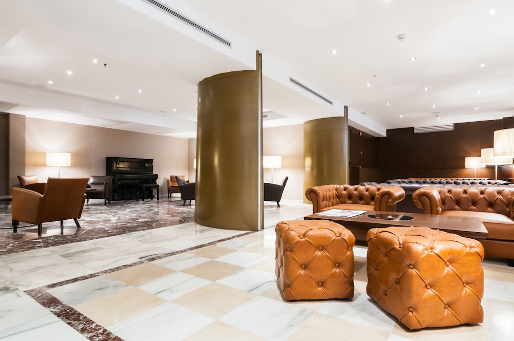 Gran Hotel Barcino 11/76