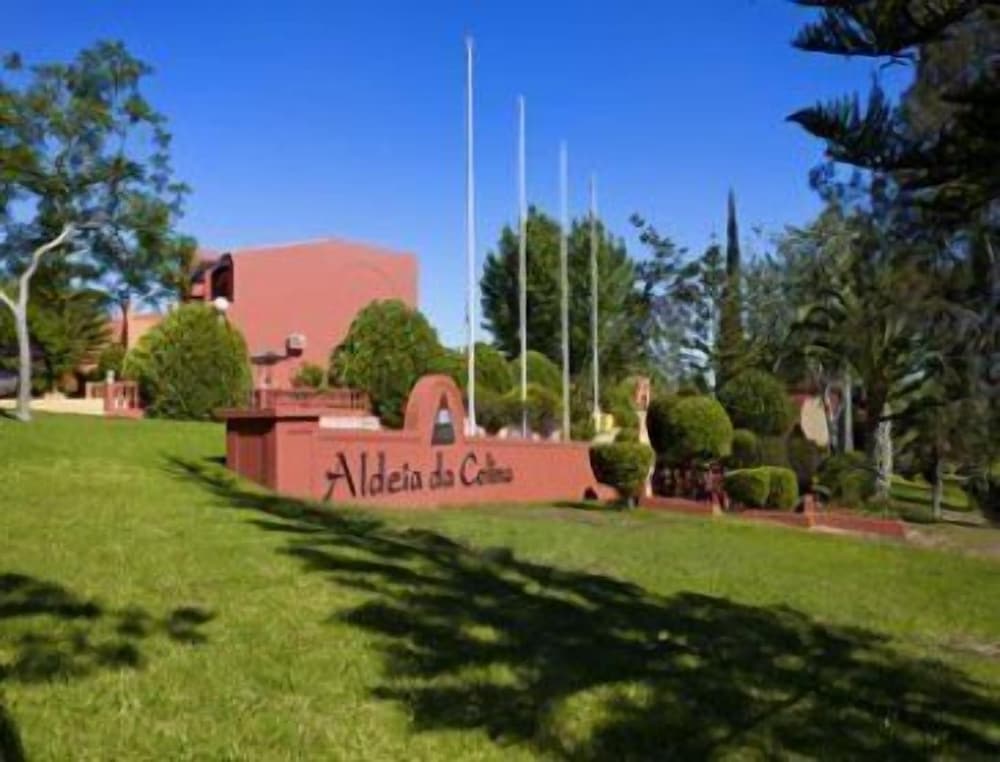 Colina Village 66/78