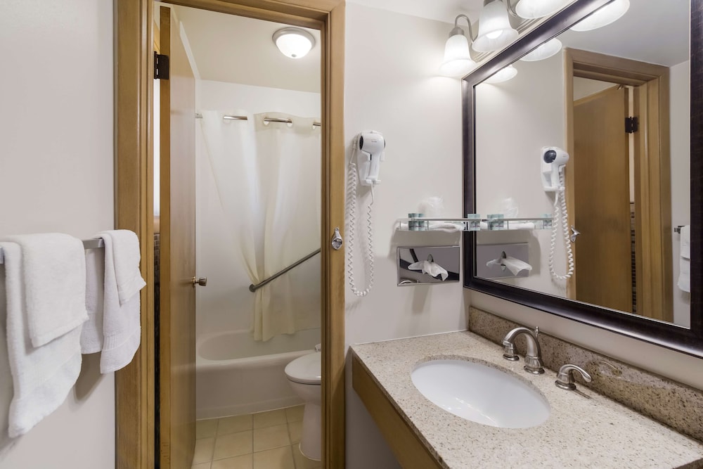 Best Western Graham's 20/36
