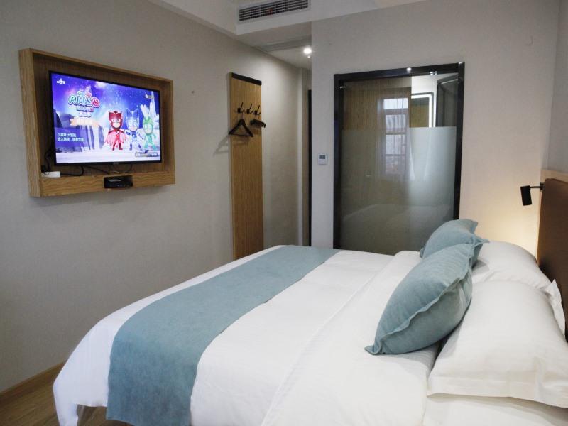 GreenTree Inn Anhui Anqing City Ji Xian South Road Express Hotel 16/20