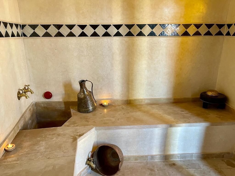 Riad Ta'achchaqa 29/50