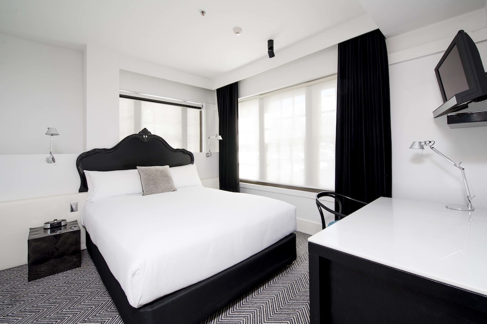 Peppers Gallery Hotel 13/77