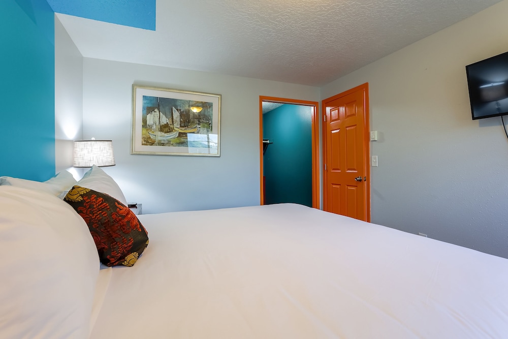 Coast River Inn by OYO Seaside 6/38