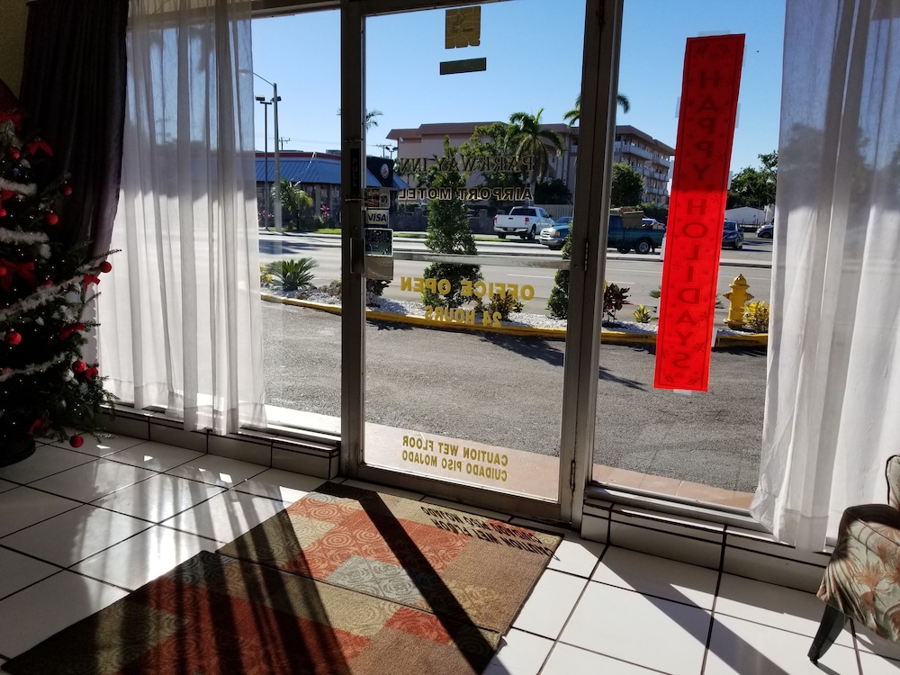 Parkway Inn Airport Motel 3/56