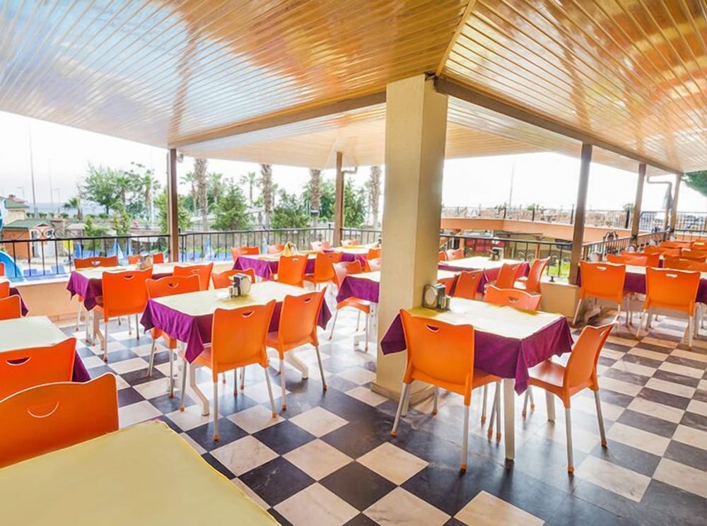 Hotel Sun Fire Beach 44/57