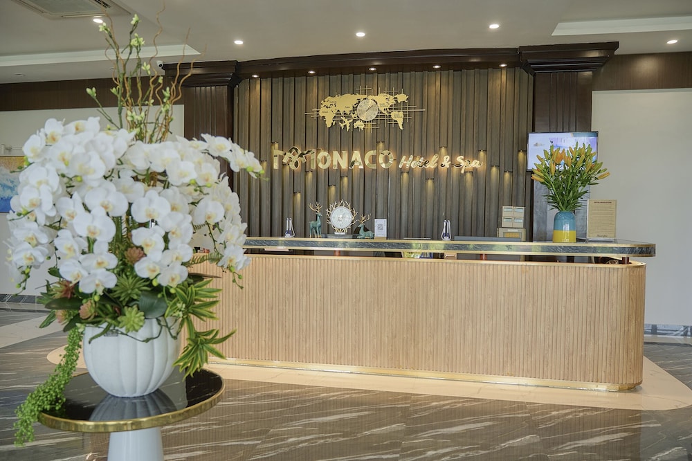 Monaco Hotel 8/49