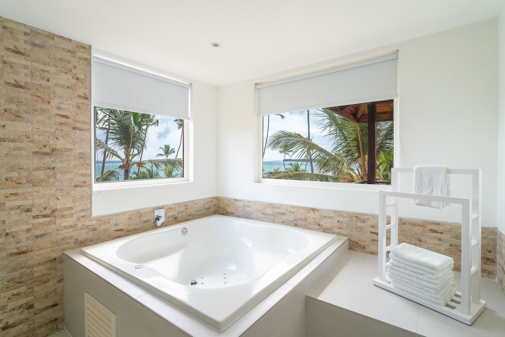 Punta Cana Princess - Adults Only 50/50