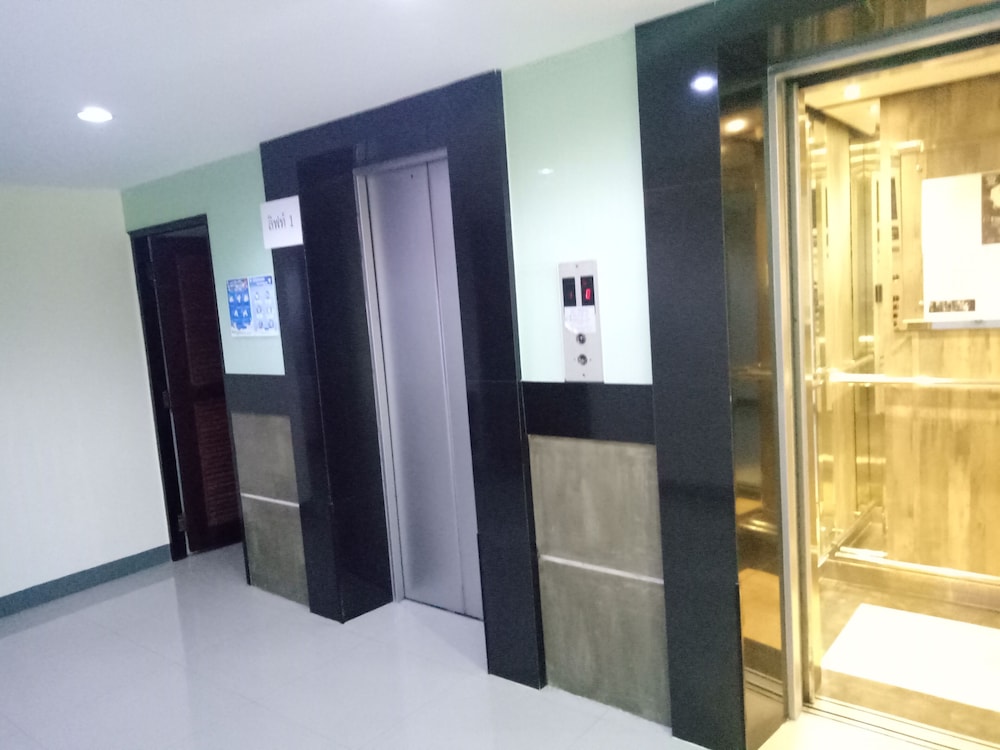 KOMOL RESIDENCE BANGKOK 33/65