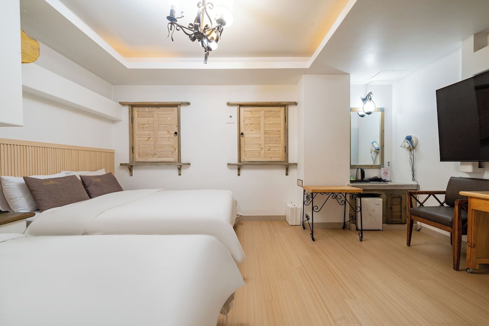 SUPERIOR, TWIN BEDS
