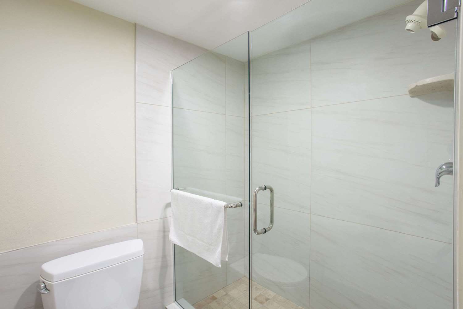 Ramada By Wyndham Culver City 49/49