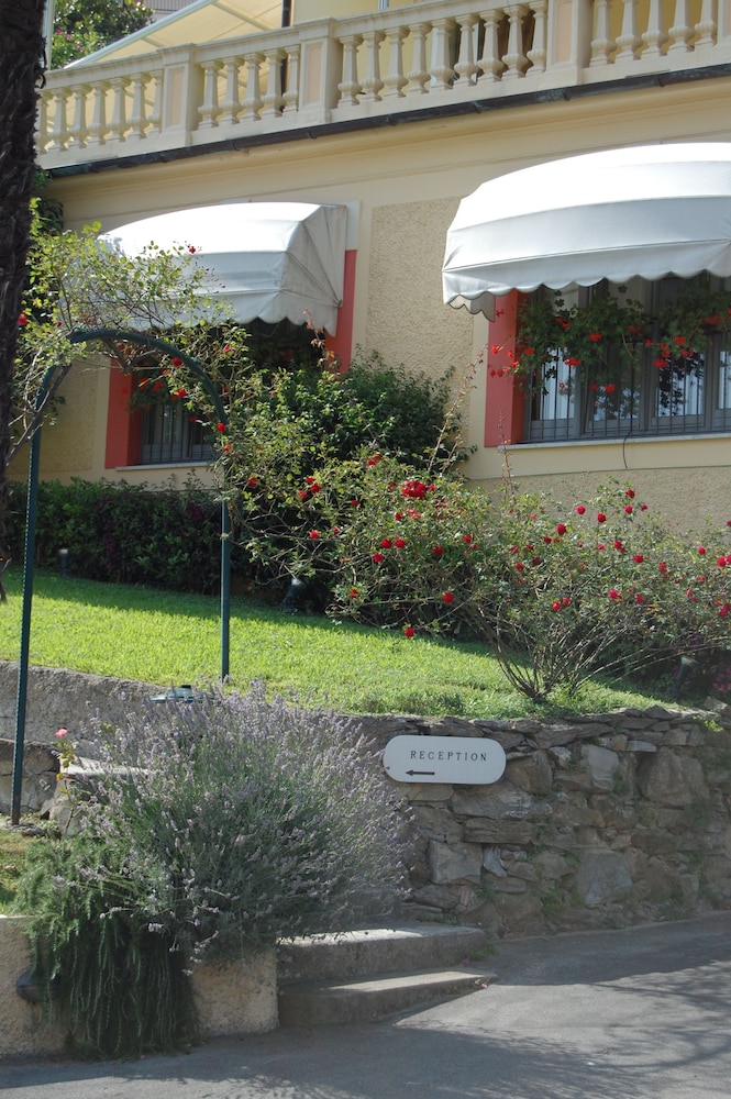 Hotel Canali, Portofino Coast 45/50